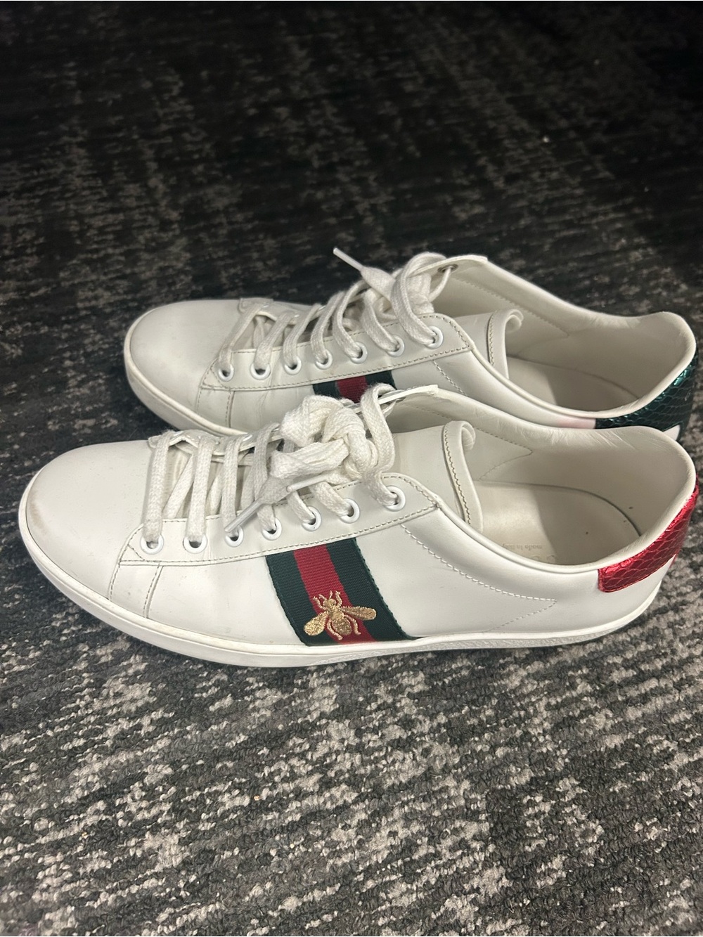 Gucci White Leather Sneakers with Red and Green Web and Gold Bee